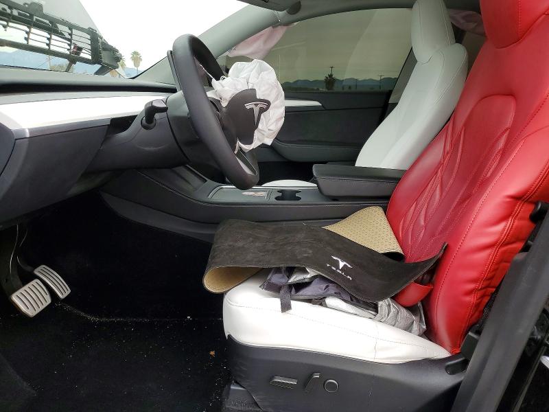 2024 Tesla Model Y მანქანა იყიდება აუქციონზე, vin: 7SAYGDEF1RF051379, აუქციონის ნომერი: 74260155