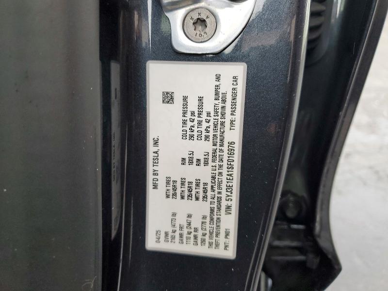 99662705 :رقم المزاد ، 5YJ3E1EA1SF016976 vin ، 2025 Tesla Model 3 مزاد بيع