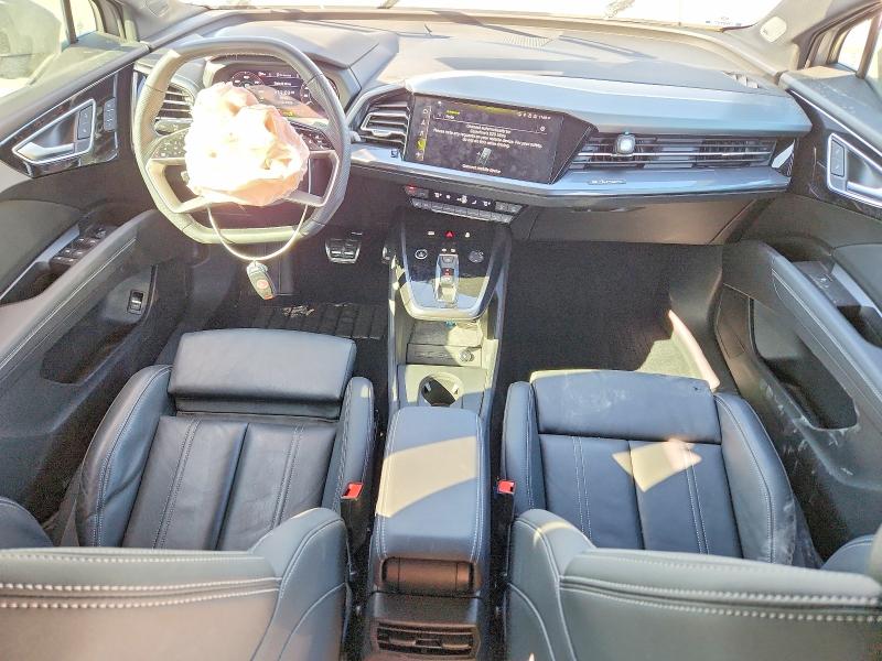 75157835 :رقم المزاد ، WA13UBFZ8RP060030 vin ، 2024 Audi Q4 E-tron مزاد بيع