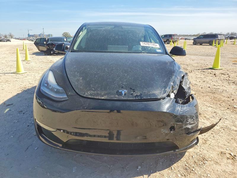 74787745 :رقم المزاد ، 7SAYGDEEXNF323509 vin ، 2022 Tesla Model Y مزاد بيع