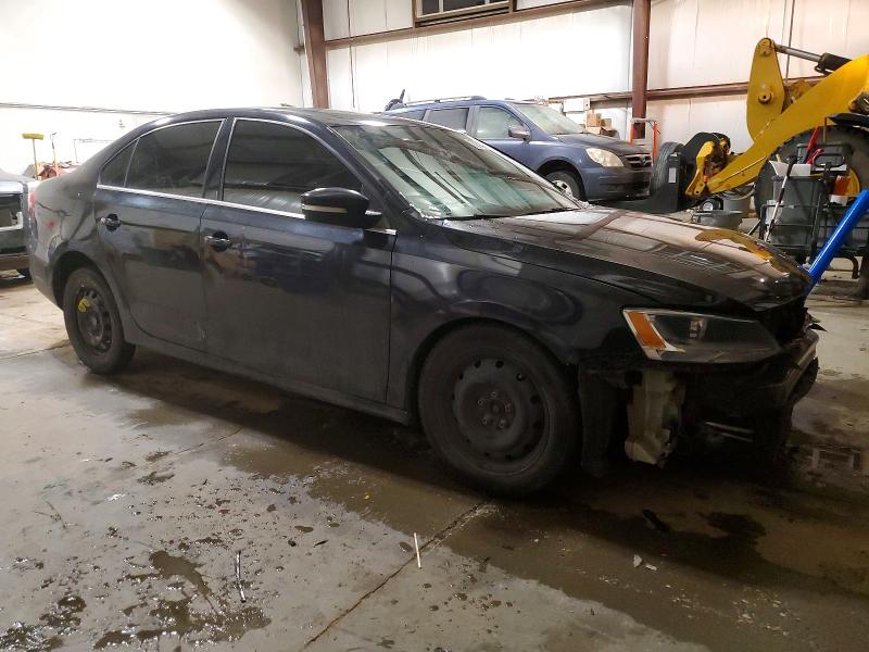 72142775 :رقم المزاد ، 3VWDA7AJ3FM218595 vin ، 2015 Volkswagen Jetta مزاد بيع