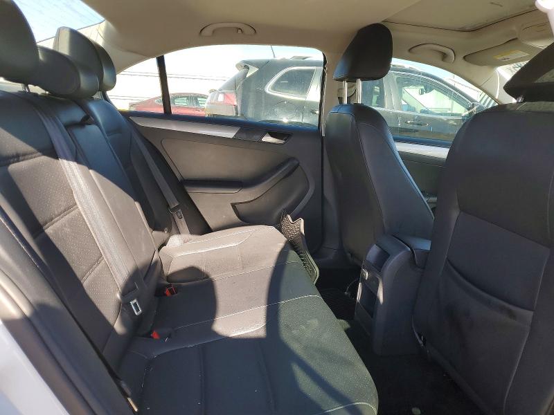 74133385 :رقم المزاد ، 3VWDB7AJXHM338619 vin ، 2017 Volkswagen Jetta مزاد بيع