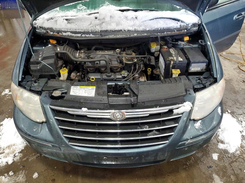 98836195 :رقم المزاد ، 2C4GP64L35R238102 vin ، 2005 Chrysler Town & Country مزاد بيع