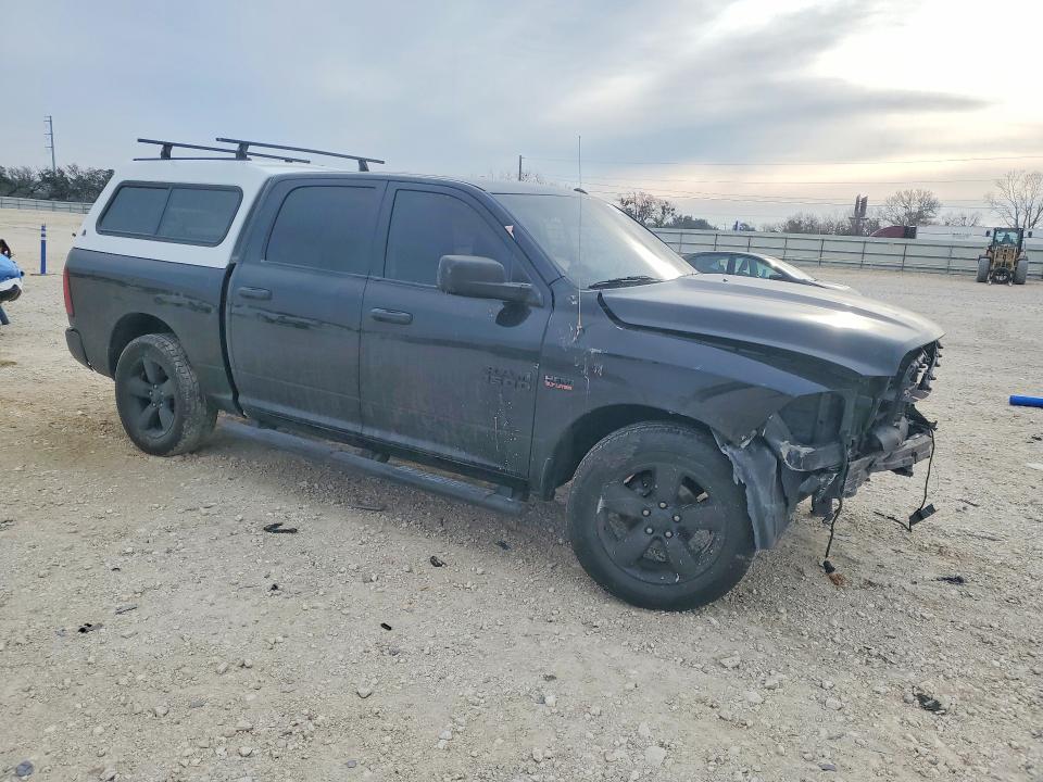 74913015 :رقم المزاد ، 3C6RR7KT1HG552313 vin ، 2017 Ram 1500 مزاد بيع