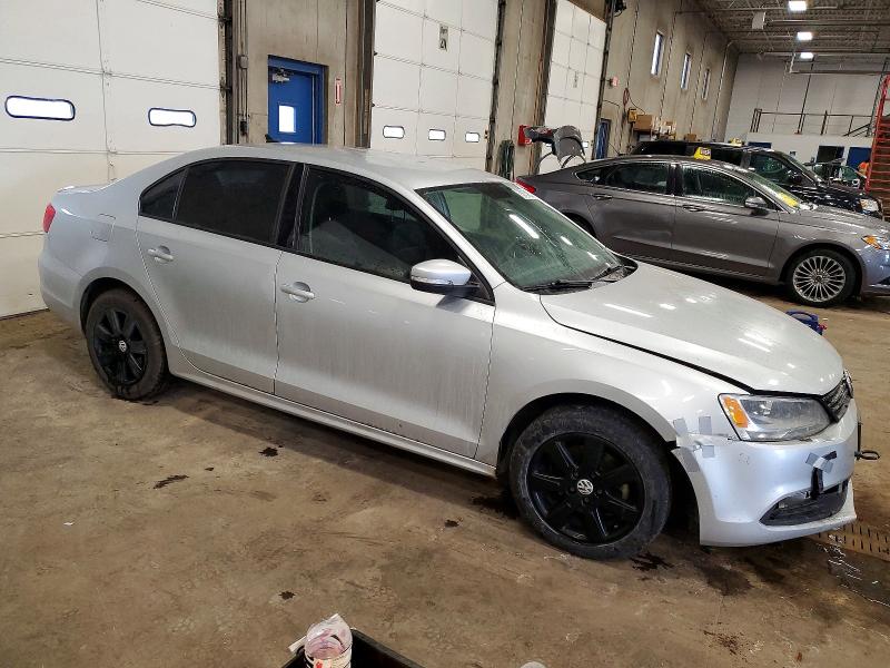 73915385 :رقم المزاد ، 3VWD17AJXEM246277 vin ، 2014 Volkswagen Jetta مزاد بيع