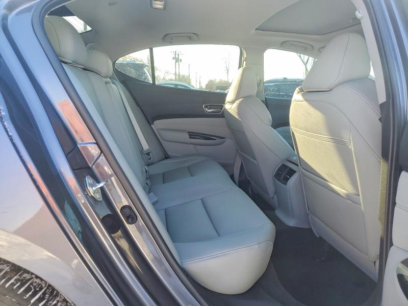 Aukcja sprzedaży 2018 Acura Tlx, vin: 19UUB2F38JA008871, numer aukcji: 72832145