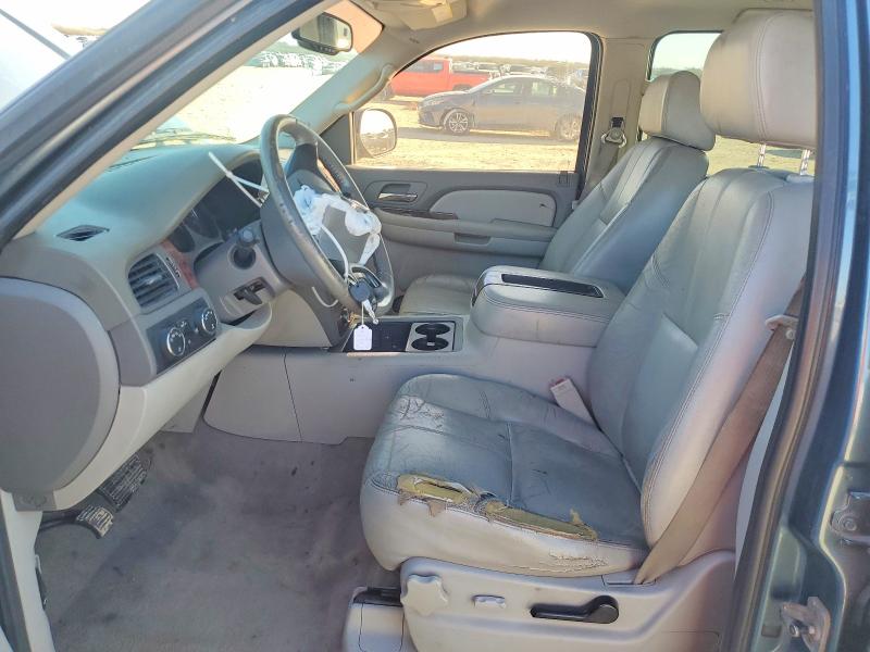 Продаж на аукціоні авто 2008 Chevrolet Suburban, vin: 3GNFK16318G209189, номер лоту: 75068365