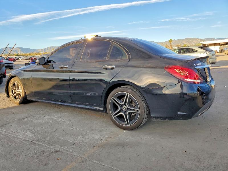 73083465 :رقم المزاد ، 55SWF8DB8LU323722 vin ، 2020 Mercedes-benz C مزاد بيع