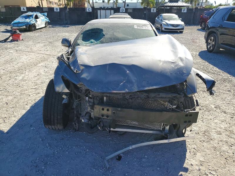 99007235 :رقم المزاد ، JN1CV7EK4HM111241 vin ، 2017 Infiniti Q60 Base مزاد بيع