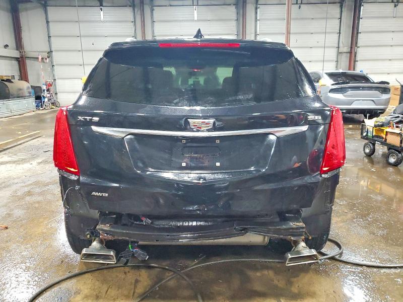 73488385 :رقم المزاد ، 1GYKNDRS1JZ178187 vin ، 2018 Cadillac Xt5 مزاد بيع