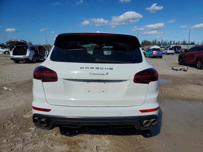 Продаж на аукціоні авто 2016 Porsche Cayenne, vin: WP1AB2A25GLA95480, номер лоту: 73417595