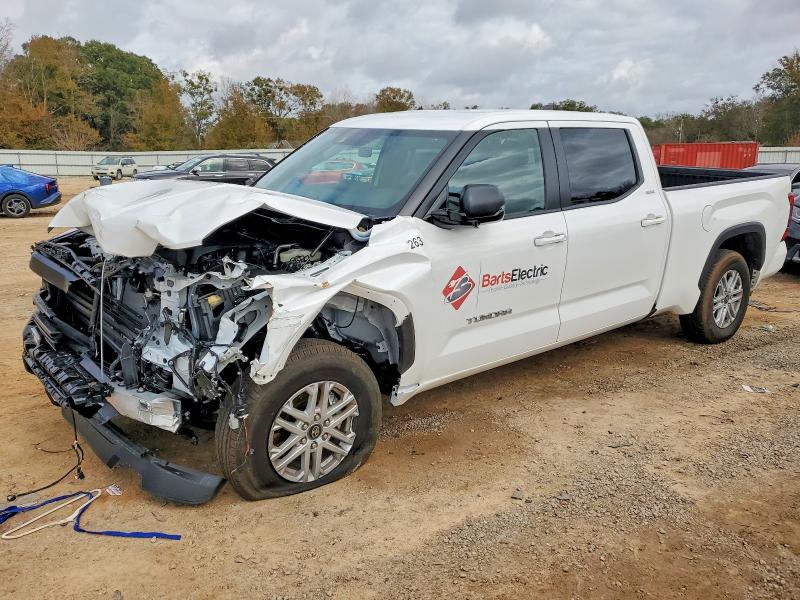 Продаж на аукціоні авто 2026 Toyota Tundra, vin: 5TFLA5EC8TX051414, номер лоту: 98475255