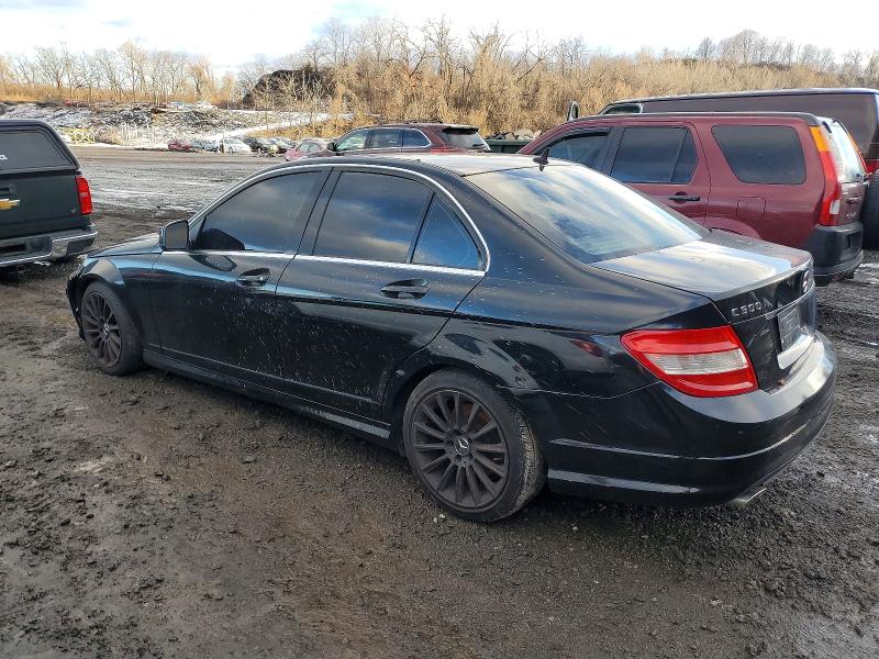 57484436 :رقم المزاد ، WDDGF81X99F297180 vin ، 2009 Mercedes-benz C مزاد بيع