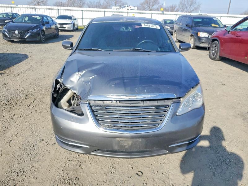 Продажа на аукционе авто 2011 Chrysler 200, vin: 1C3BC1FG2BN581554, номер лота: 74081005