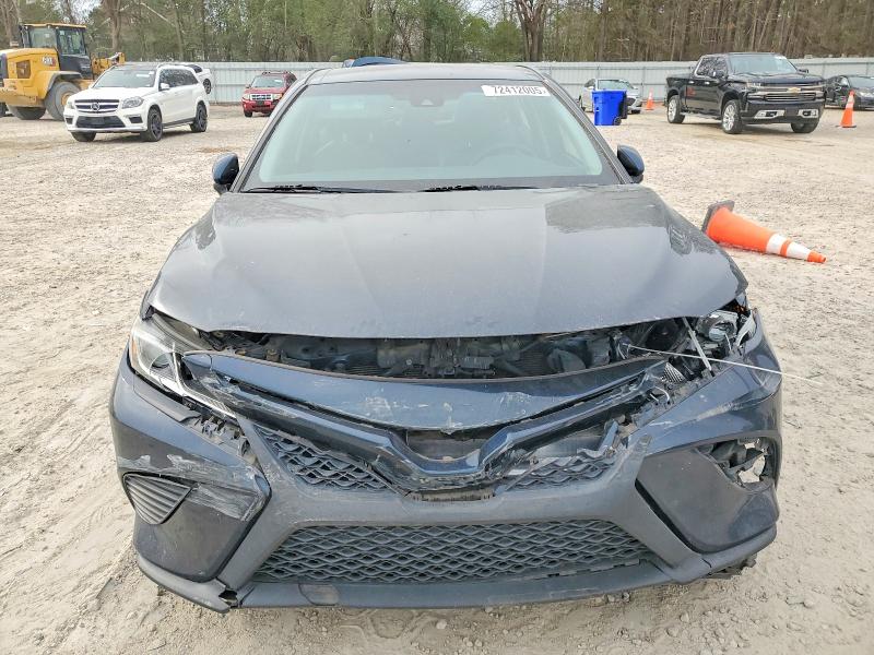 Продажа на аукционе авто 2018 Toyota Camry, vin: 4T1B11HK6JU521909, номер лота: 72412005