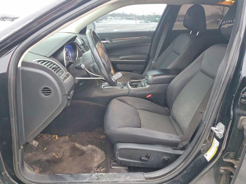 73497555 :رقم المزاد ، 2C3CCAAGXJH338450 vin ، 2018 Chrysler 300 مزاد بيع