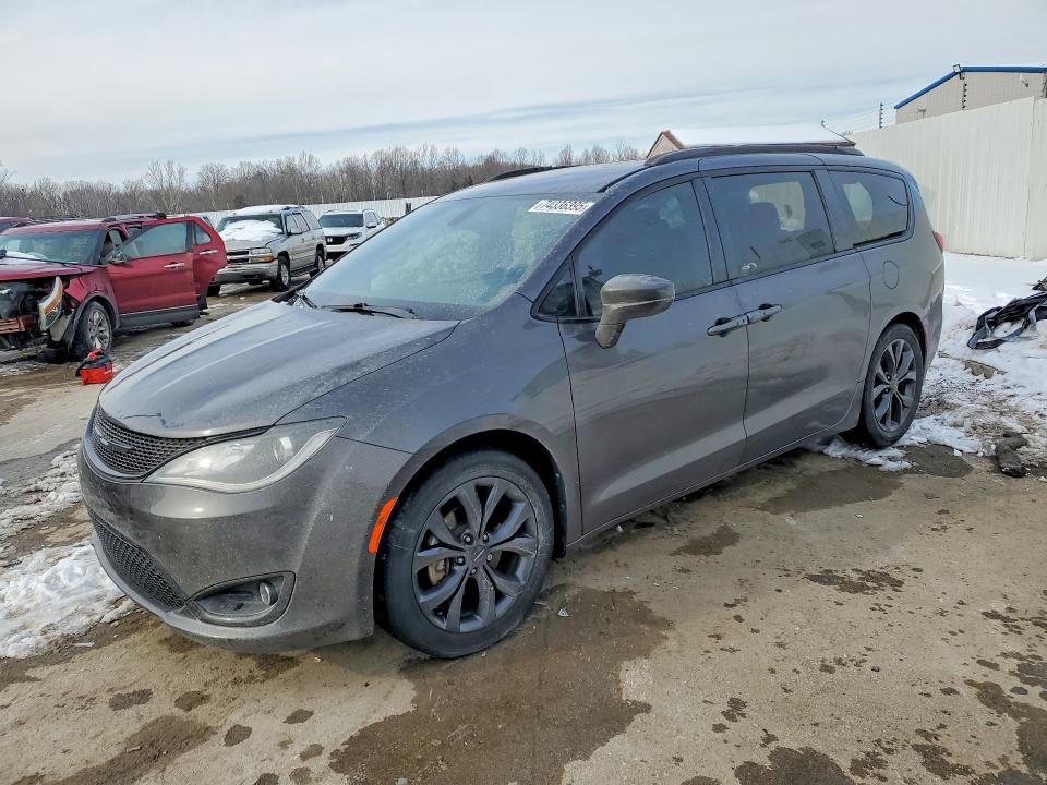 Aukcja sprzedaży 2018 Chrysler Pacifica, vin: 2C4RC1EG2JR168210, numer aukcji: 74336395