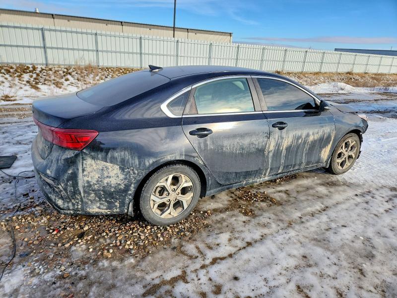 2020 Kia Forte მანქანა იყიდება აუქციონზე, vin: 3KPF54AD4LE158650, აუქციონის ნომერი: 98953405