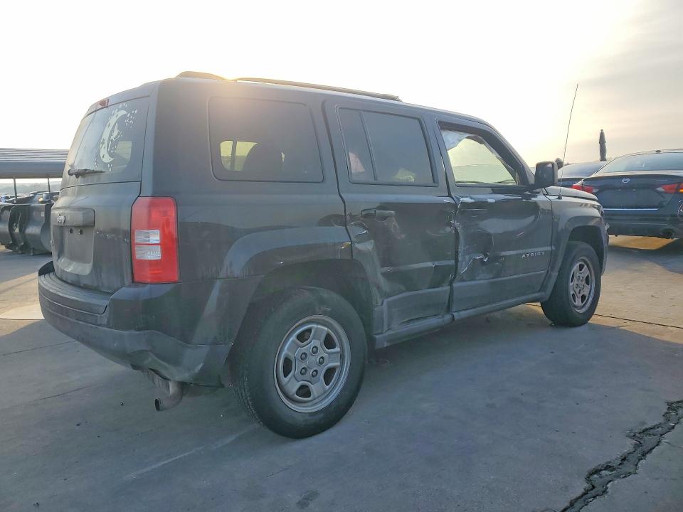 75391705 :رقم المزاد ، 1C4NJRBB1FD316739 vin ، 2015 Jeep Patriot مزاد بيع