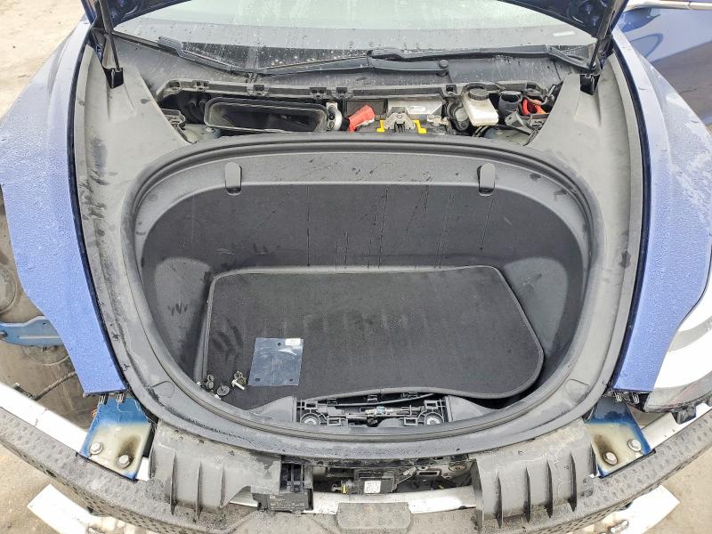 Auction sale of the 2018 Tesla Model 3, vin: 5YJ3E1EB4JF130283, lot number: 72149595