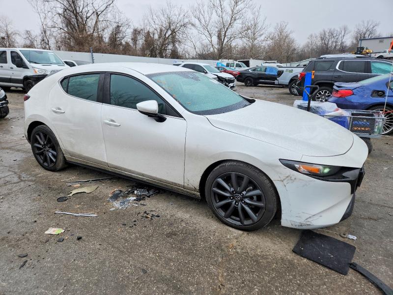 2019 Mazda 3 მანქანა იყიდება აუქციონზე, vin: JM1BPAJM3K1131805, აუქციონის ნომერი: 72146395