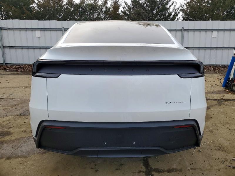 2026 Tesla Model Y მანქანა იყიდება აუქციონზე, vin: 7SAYGDEE8TF447601, აუქციონის ნომერი: 99432695