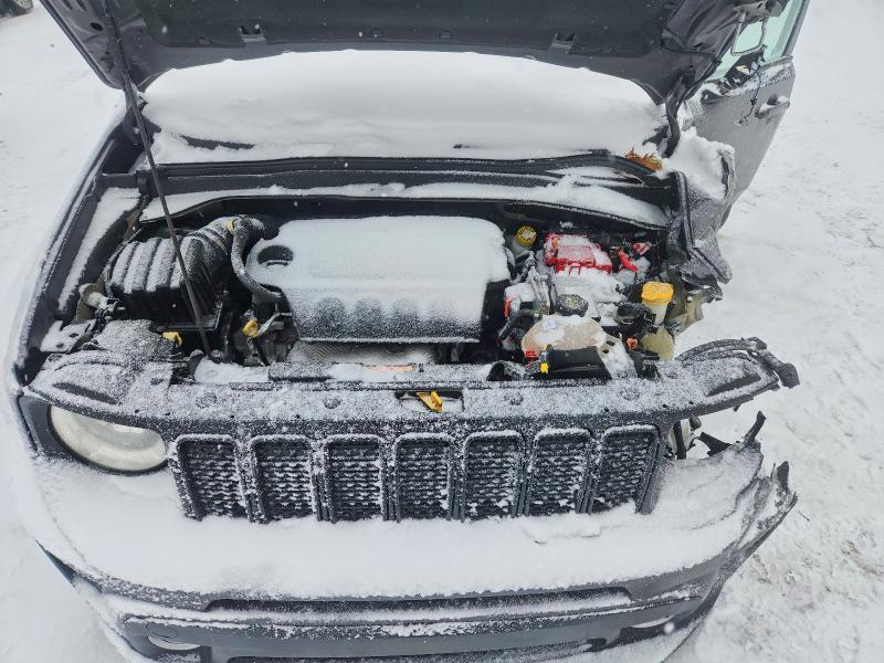 2020 Jeep Renegade მანქანა იყიდება აუქციონზე, vin: ZACNJBBB2LPL27704, აუქციონის ნომერი: 73297605