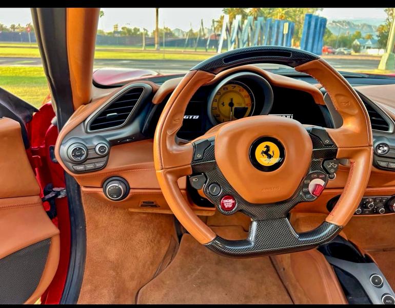 2016 Ferrari 488 Gtb მანქანა იყიდება აუქციონზე, vin: ZFF79ALA5G0214993, აუქციონის ნომერი: 73332335