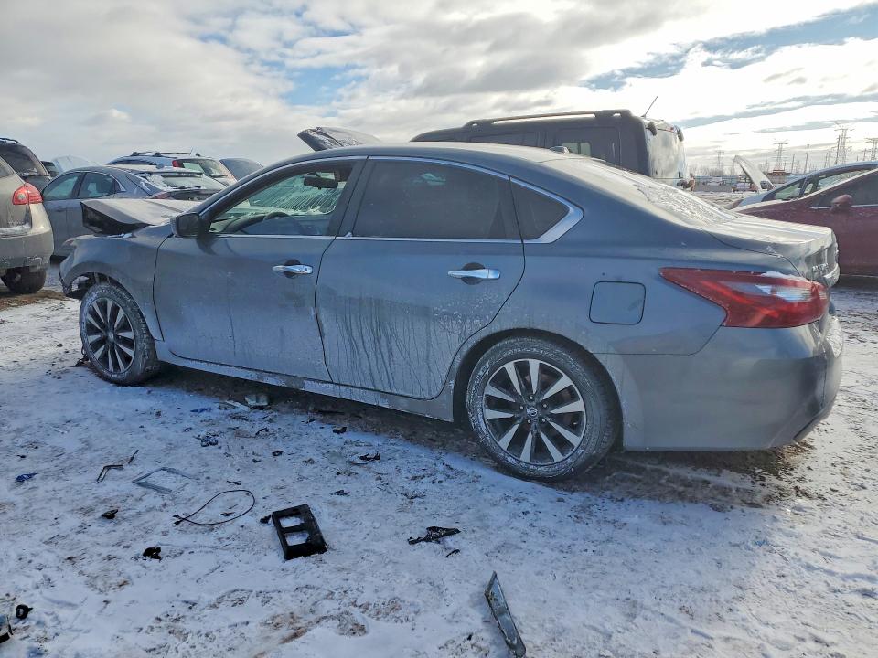 74014935 :رقم المزاد ، 1N4AL3AP3JC250136 vin ، 2018 Nissan Altima مزاد بيع