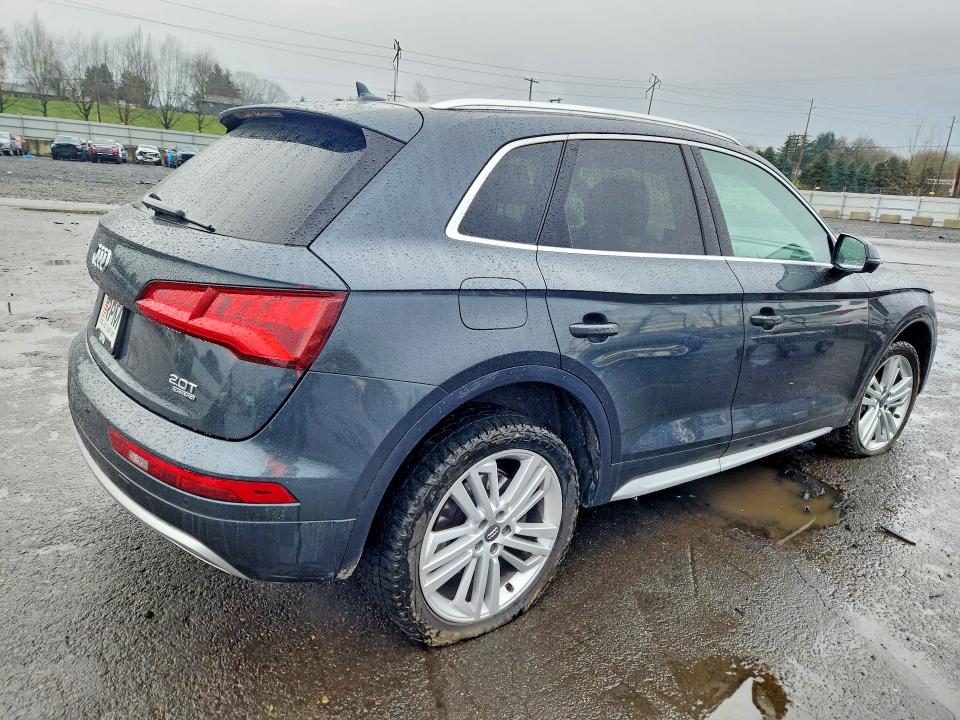 75624625 :رقم المزاد ، WA1BNAFYXJ2088990 vin ، 2018 Audi Q5 مزاد بيع