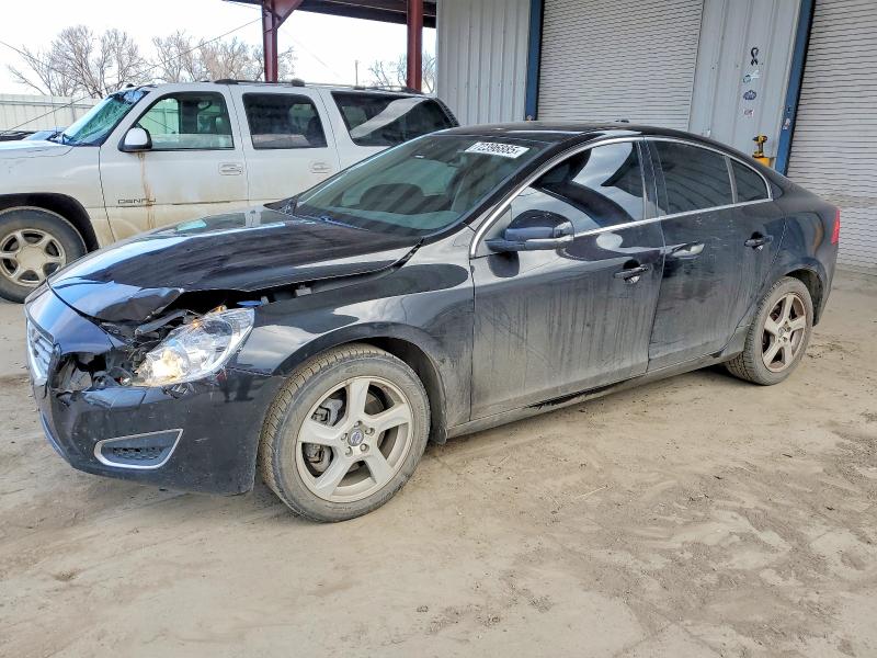 2012 Volvo S60 მანქანა იყიდება აუქციონზე, vin: YV1622FS8C2130703, აუქციონის ნომერი: 72396885