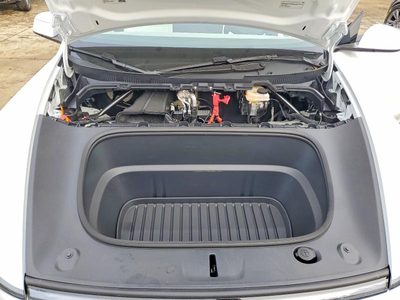 2026 Tesla Model Y მანქანა იყიდება აუქციონზე, vin: 7SAYGDEE8TF447601, აუქციონის ნომერი: 99432695