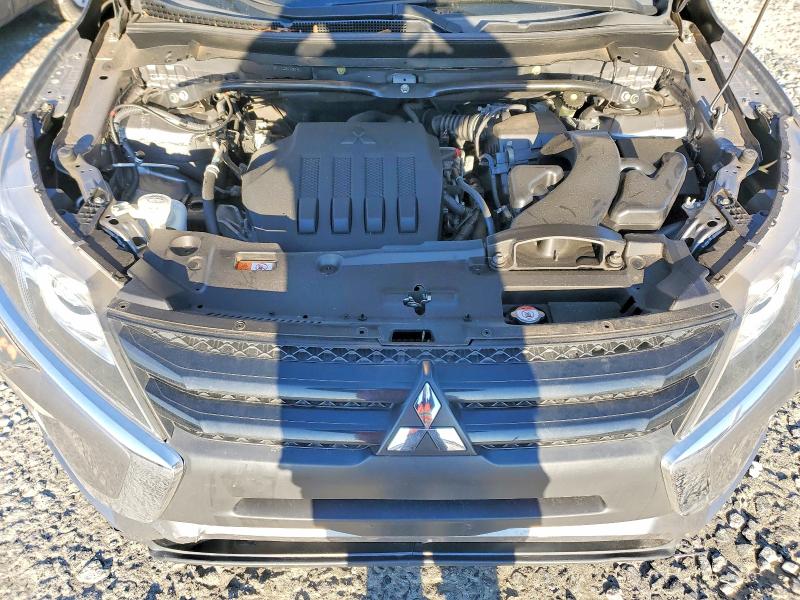99568225 :رقم المزاد ، JA4AT4AA4JZ048750 vin ، 2018 Mitsubishi Eclipse Cross مزاد بيع