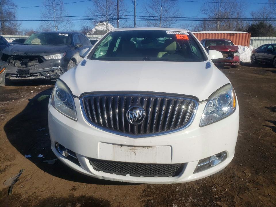 73669405 :رقم المزاد ، 1G4PR5SK5E4122137 vin ، 2014 Buick Verano مزاد بيع