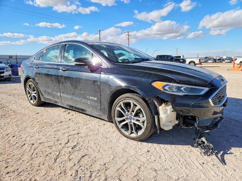 99905285 :رقم المزاد ، 3FA6P0RU4KR120601 vin ، 2019 Ford Fusion مزاد بيع