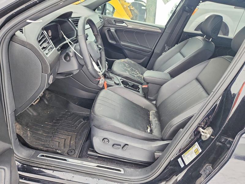 72262165 :رقم المزاد ، 3VV8B7AX4PM142183 vin ، 2023 Volkswagen Tiguan مزاد بيع