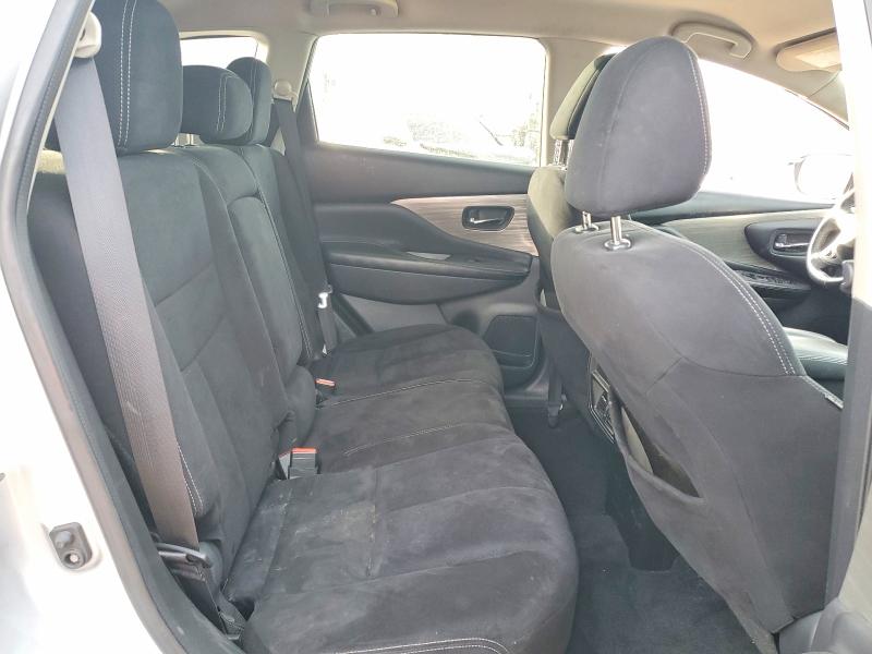 73387155 :رقم المزاد ، 5N1AZ2MH9JN152140 vin ، 2018 Nissan Murano مزاد بيع