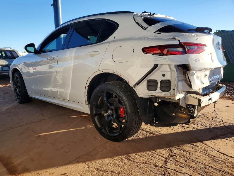 72436985 :رقم المزاد ، ZASPAKBNXN7D47809 vin ، 2022 Alfa Romeo Stelvio مزاد بيع