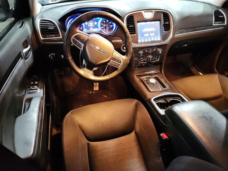 73506255 :رقم المزاد ، 2C3CCAAG0JH320989 vin ، 2018 Chrysler 300 Tourin مزاد بيع