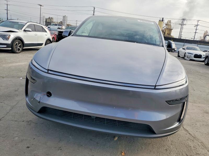 Продажа на аукционе авто 2026 Tesla Model Y, vin: 7SAYGDED6TF401868, номер лота: 74020365