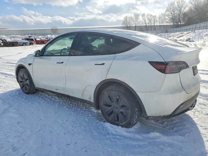 2024 Tesla Model Y მანქანა იყიდება აუქციონზე, vin: 7SAYGDED5RF103322, აუქციონის ნომერი: 74109375