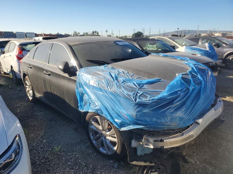 2019 Honda Accord მანქანა იყიდება აუქციონზე, vin: 1HGCV1F10KA102191, აუქციონის ნომერი: 73725235