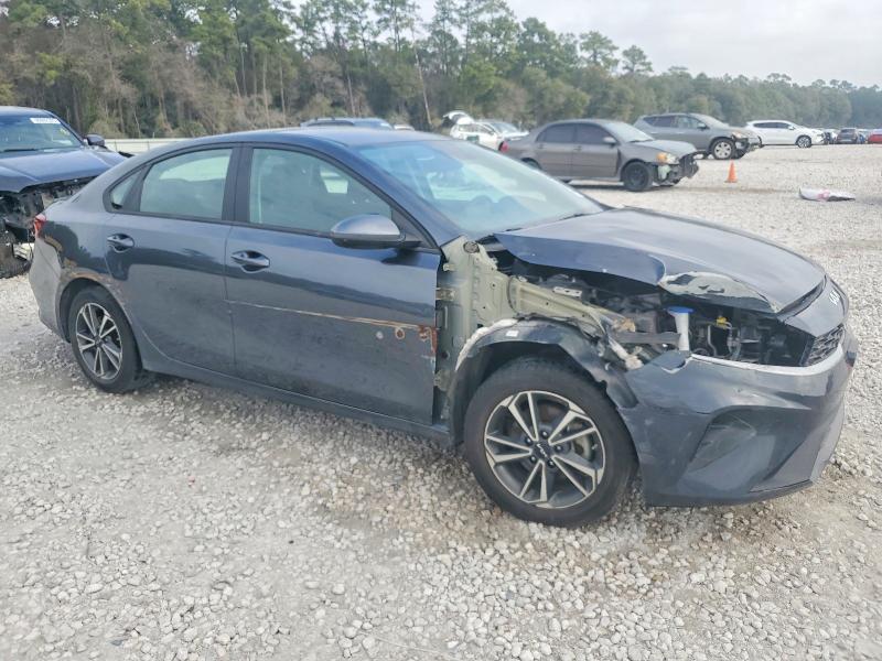 2023 Kia Forte მანქანა იყიდება აუქციონზე, vin: 3KPF24AD6PE572060, აუქციონის ნომერი: 97952385