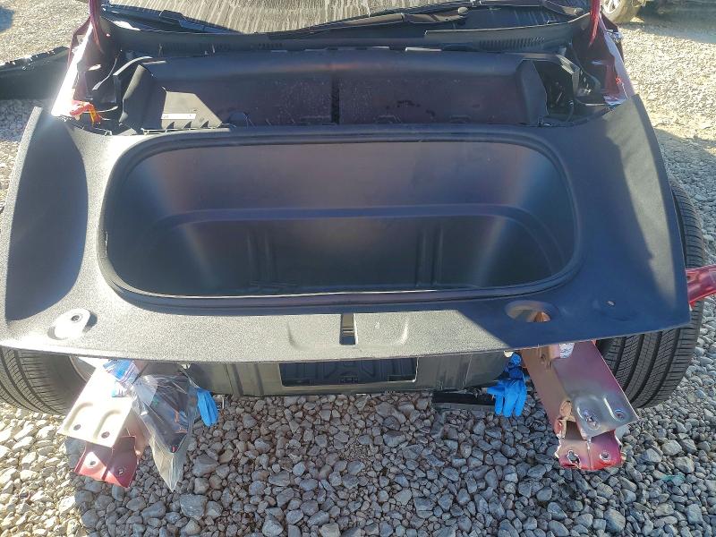 2026 Tesla Model Y მანქანა იყიდება აუქციონზე, vin: 7SAYGDED4TF400363, აუქციონის ნომერი: 99803865