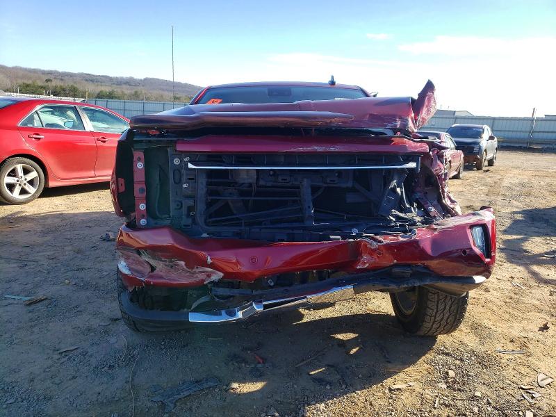 97088405 :رقم المزاد ، 3GCUKSEC6JG222548 vin ، 2018 Chevrolet Silverado مزاد بيع