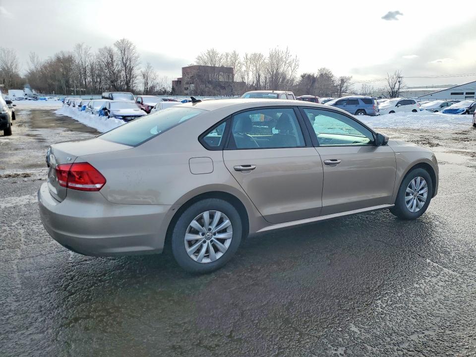 Продаж на аукціоні авто 2015 Volkswagen Passat, vin: 1VWAT7A3XFC013811, номер лоту: 74688555