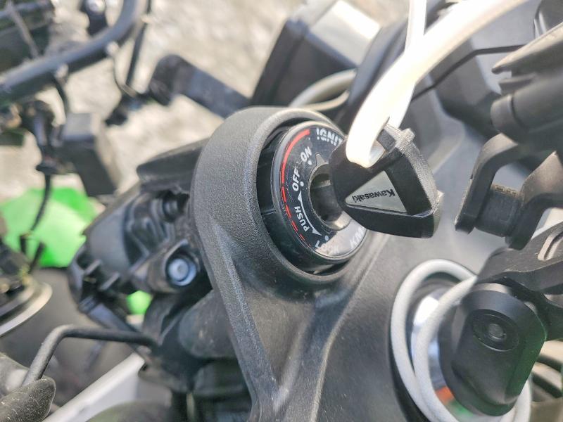 75151645 :رقم المزاد ، JKAZXBJ15SA000234 vin ، 2025 Kawasaki Zx1100 مزاد بيع