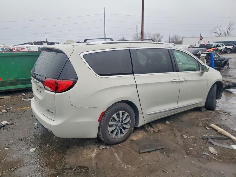2020 Chrysler Pacifica მანქანა იყიდება აუქციონზე, vin: 2C4RC1N7XLR267361, აუქციონის ნომერი: 98651735