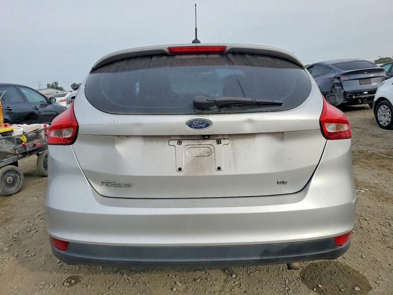 2015 Ford Focus Se მანქანა იყიდება აუქციონზე, vin: 1FADP3K28FL244893, აუქციონის ნომერი: 74271145