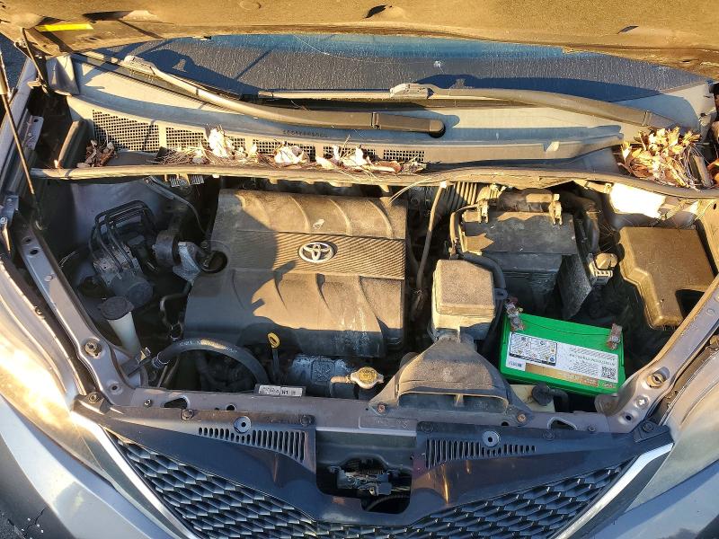 2011 Toyota Sienna მანქანა იყიდება აუქციონზე, vin: 5TDXK3DC5BS105194, აუქციონის ნომერი: 72821785